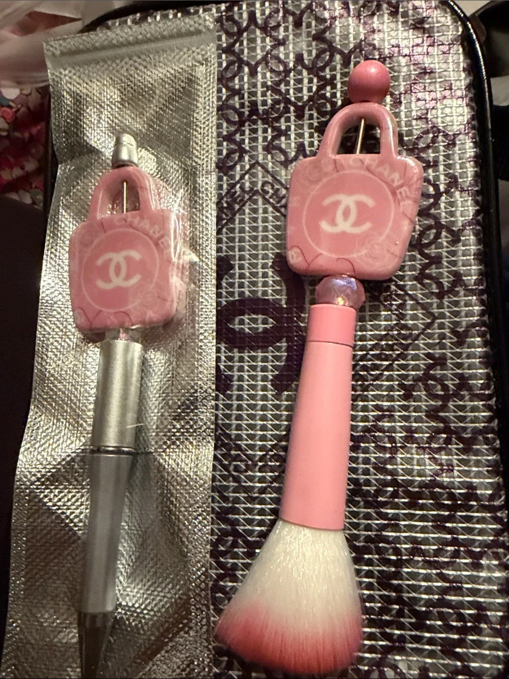 Pen/pencil or makeup brush holder along with brushes and pen and cosmetic case